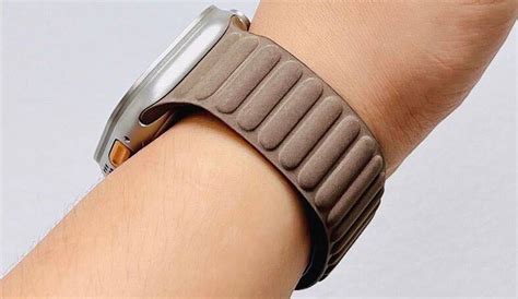 fine woven band